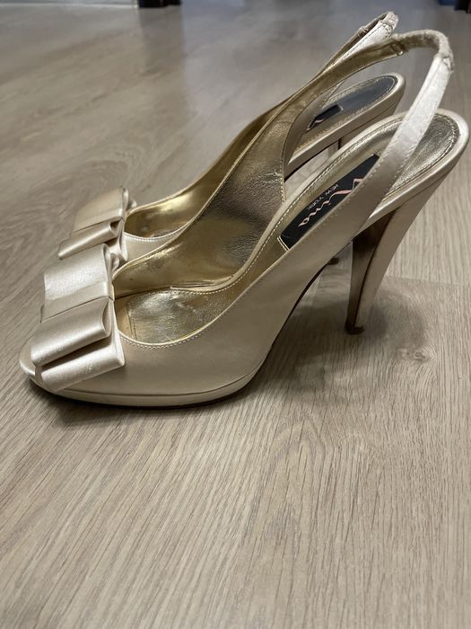 Весільні босоніжки 38 розмір