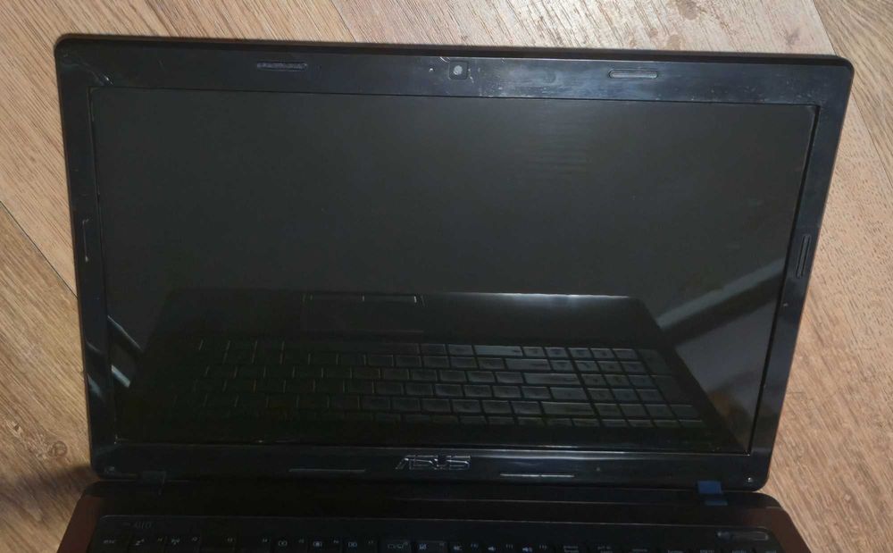 ASUS X53S i7-2670QM 2.20GHZ, 16 gb RAM, 256 GB SSD,Grafika geForce 610