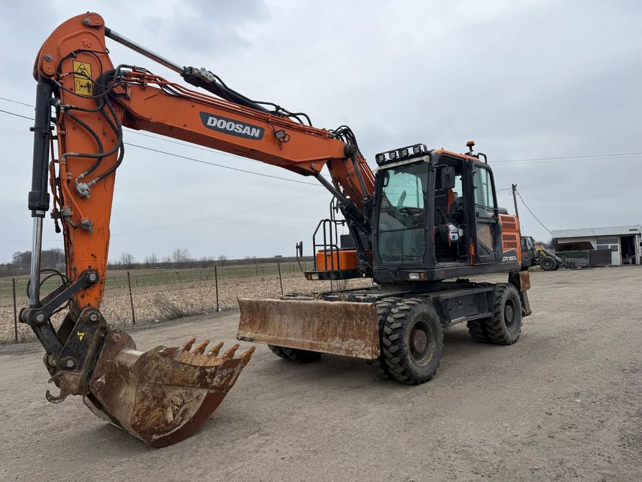 Doosan DX160 W-5  serwisowana,2019 rok