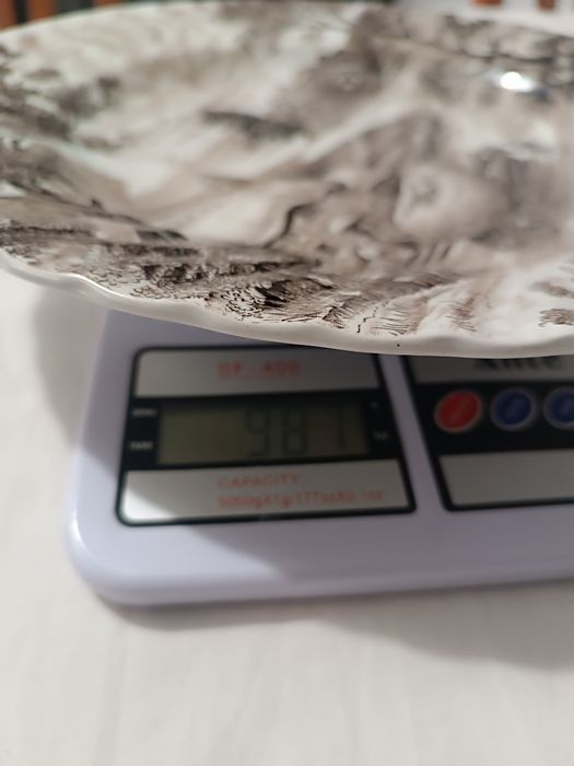 Prato Grande. Porcelana Inglesa. 32 cm. Novo