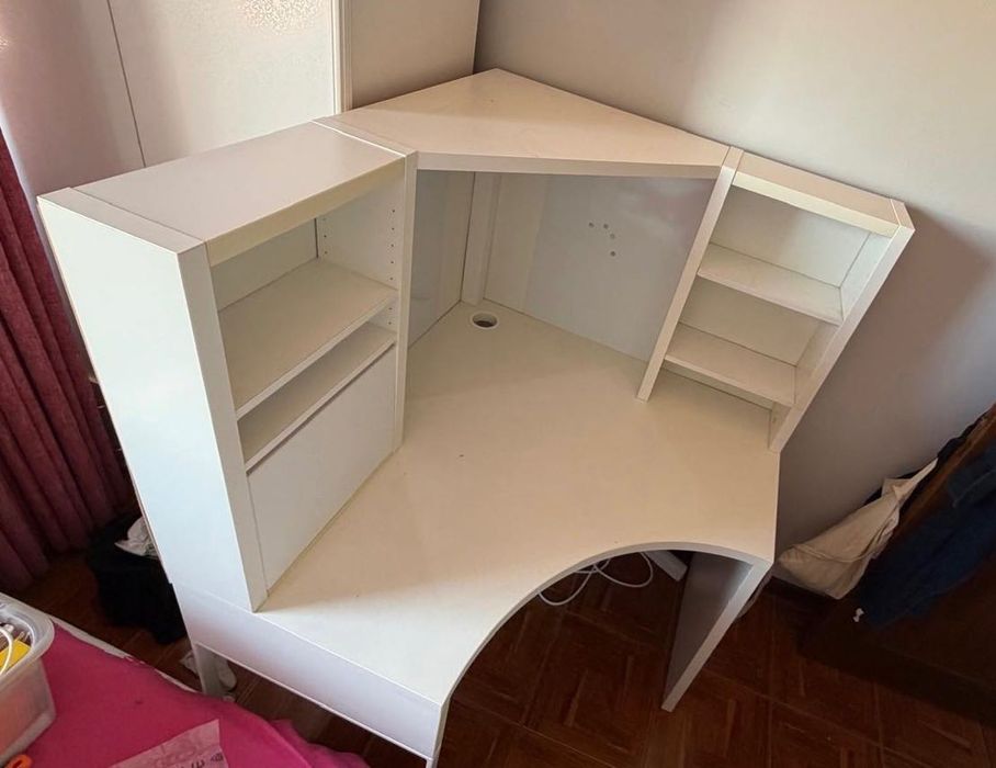 Secretária de canto IKEA Micke branca
