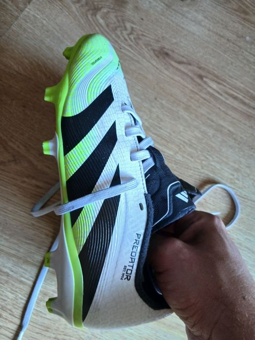Korki dziece Adidas Predator r34