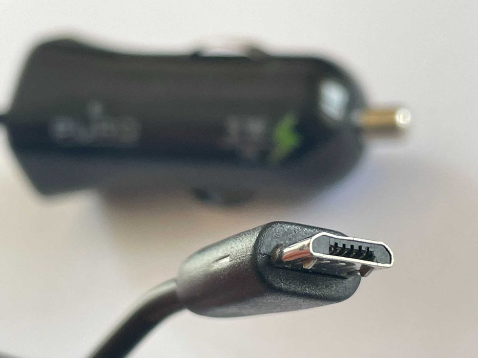 Carregador isqueiro para telemóvel micro-USB