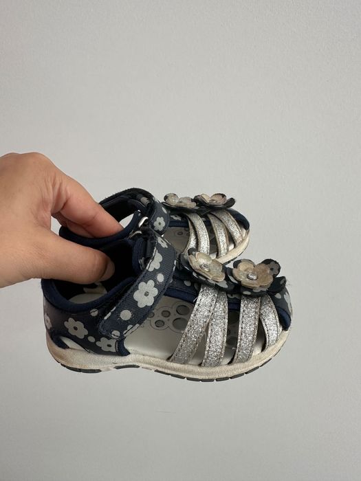 2 Pares de Sandálias Chicco Nº 23