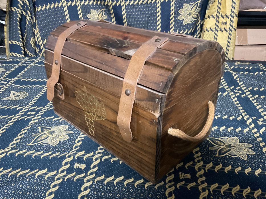 Baú pequeno de garrafas 33x19x21 cm Anúncios abaixo