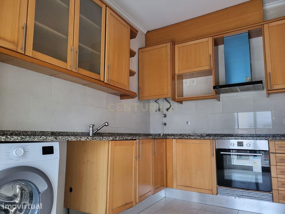 Apartamento T2 — Azambuja, Lisboa