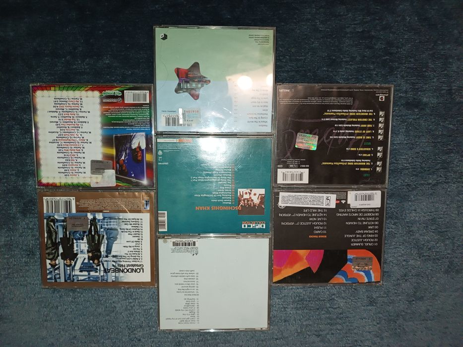 Музыкальные диски. Диско и поп музыка