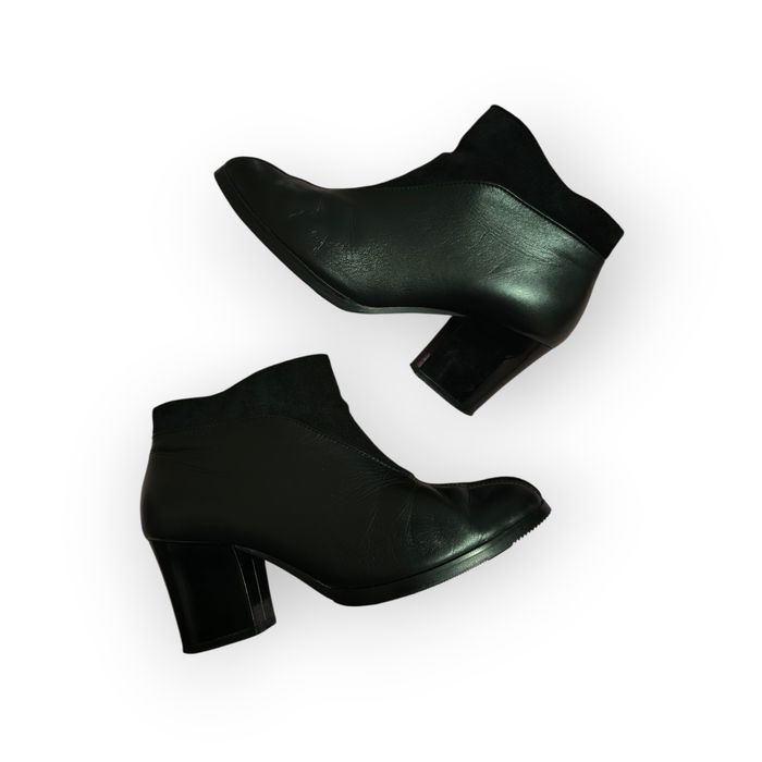 Напівчоботи ботильйони 41 р жіночі чорні натуральна шкіра