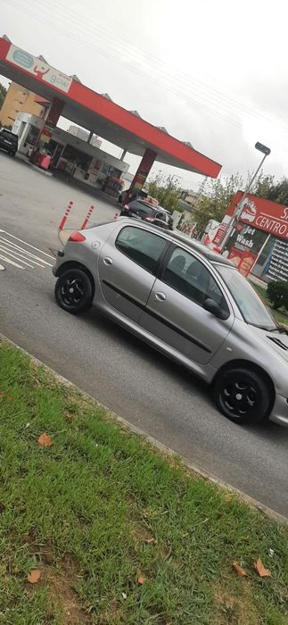 Vendo peugeot 206 1.1 gasolina foto 3