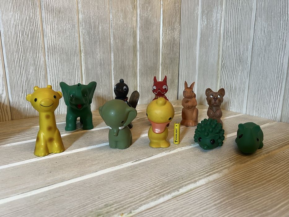 ЛОТ Вінтажні гумові іграшки тварини (GDR, НДР)