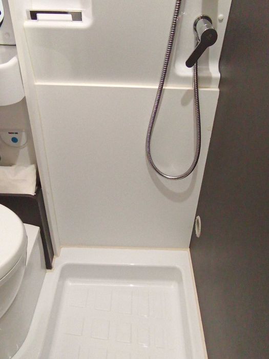 VENDO  Autocaravana Semi-Novo