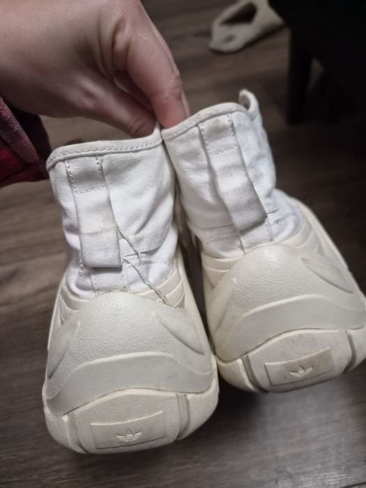 Кросівки ADIDAS білі