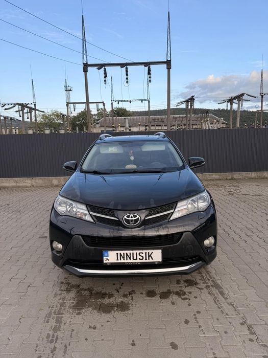 Продається сімейний автомобіль. Тойота рав 4 офеційна