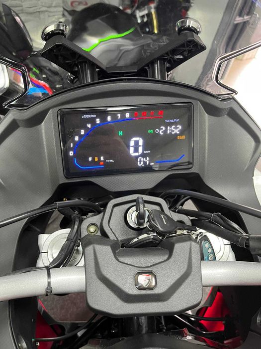 Мотоцикл Spark SP250T-8