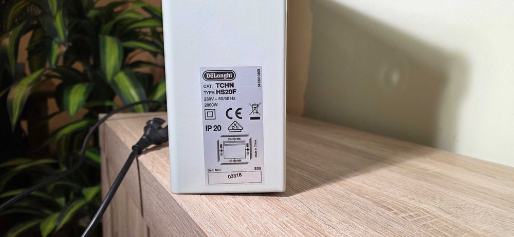 Aquecedor Delonghi HS 20F