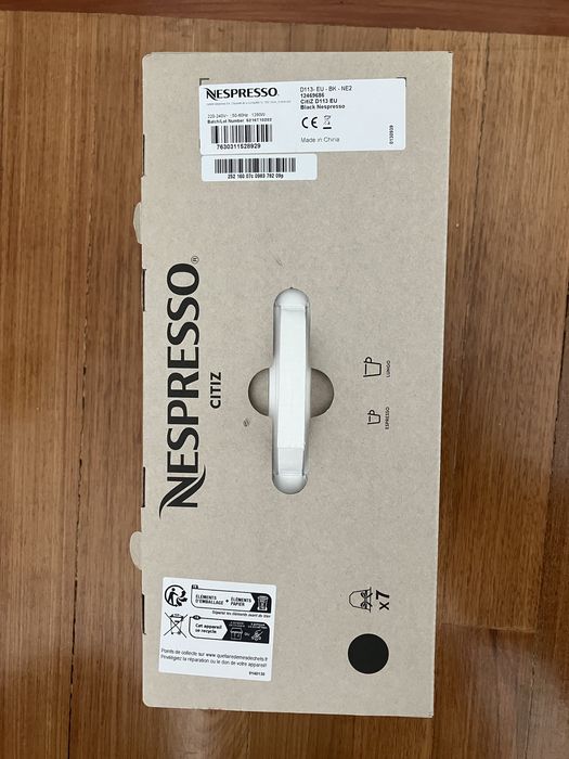 Maquina de cafe Nespresso Citiz preta nova, nunca foi usada