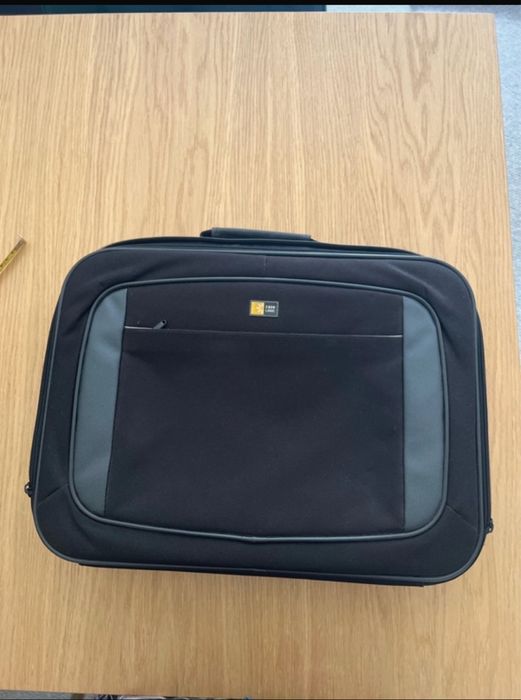 Torba na laptopa, Case Logic