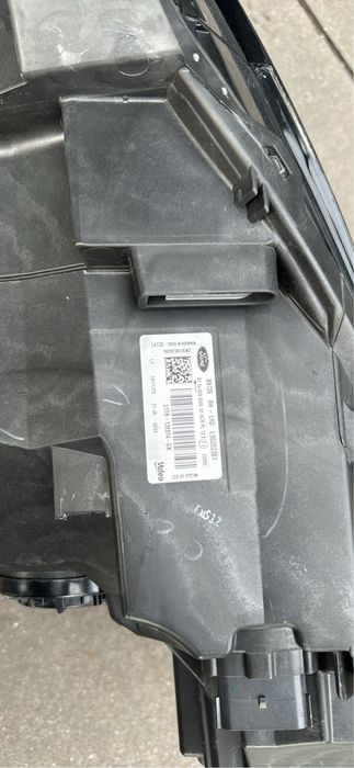 Farol direito ford puma