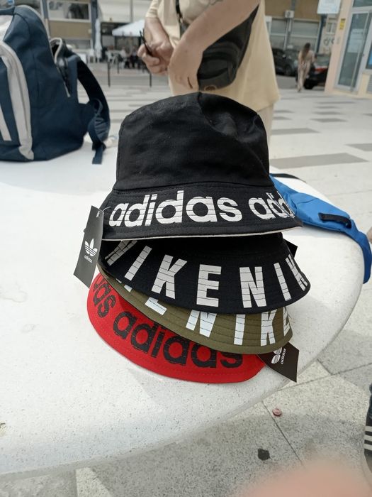 Bones de marca adidas