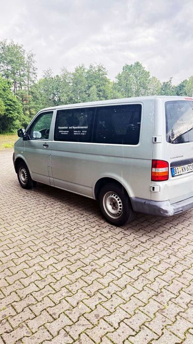 Volkswagen VW Caravelle T5 2.5 TDI 130 KM 9-osobowy 2 komplety opon