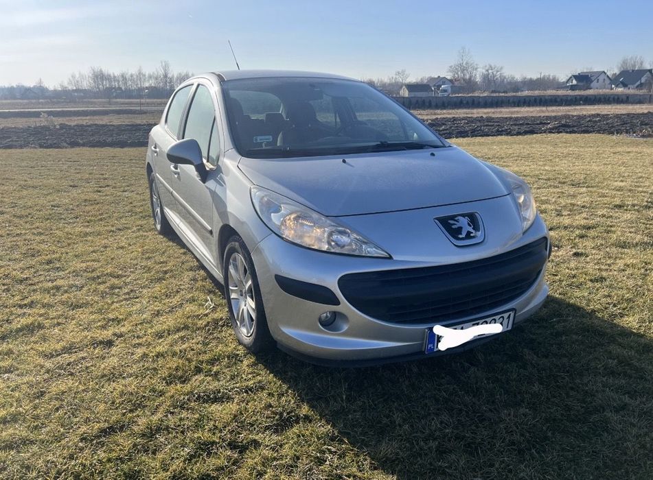 Peugeot 207 Peugeot 207 w benzynie bez korozji