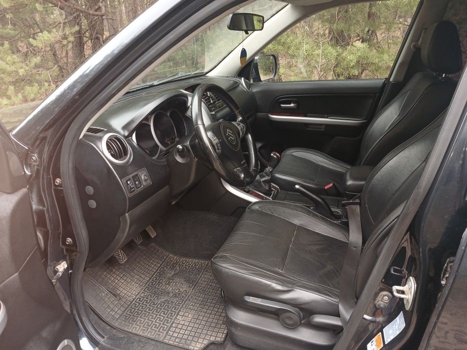 Сузукі Grand Vitara