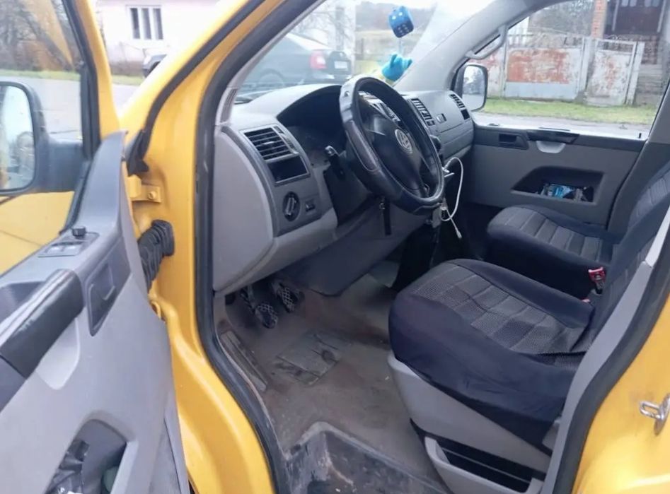 Фольксваген Т5 грузо пасажир 1,9