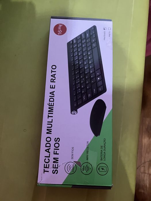 Wireless Keyboard with Mouse428961453771991041
