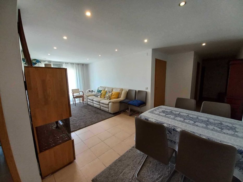 Vendo tapete pouco usado