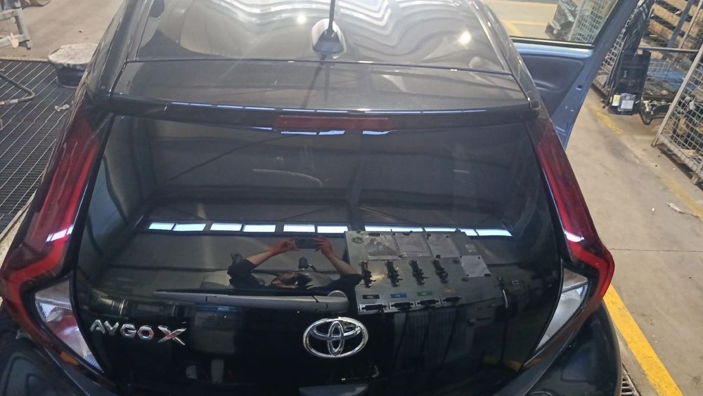 Porta / tampa da mala TOYOTA Aygo X
