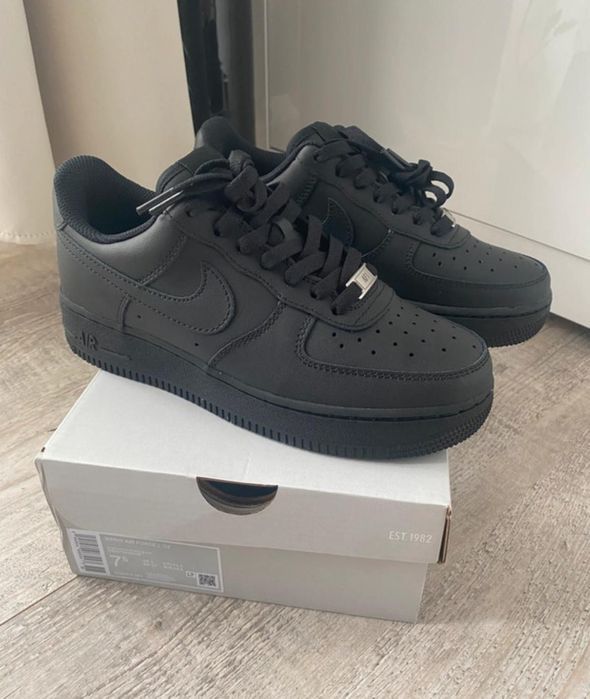 Nike air force 1 cale czarne damskie obuwie sportowe