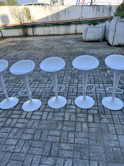 Cadeiras elevatorios