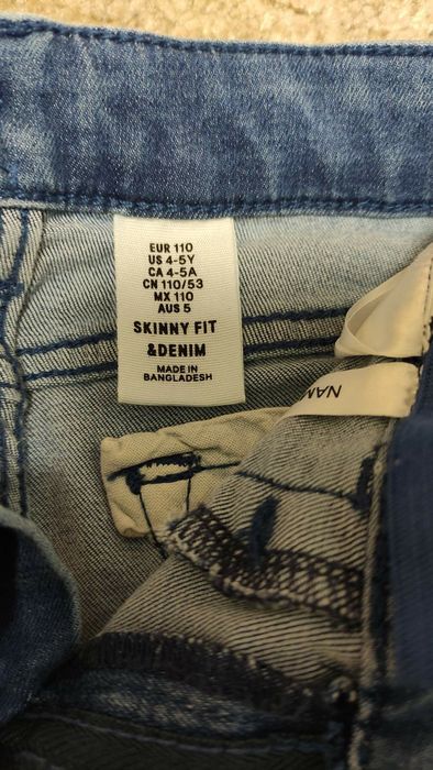 Джинсы для девочки skinny fit H&M размер 4-5 л. (110 см.)