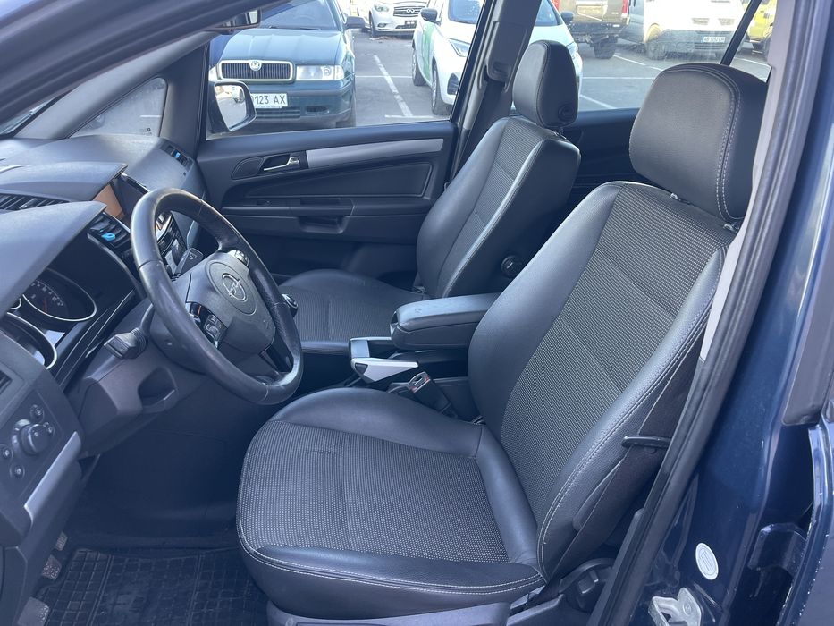Opel Zafira 2011 1.7