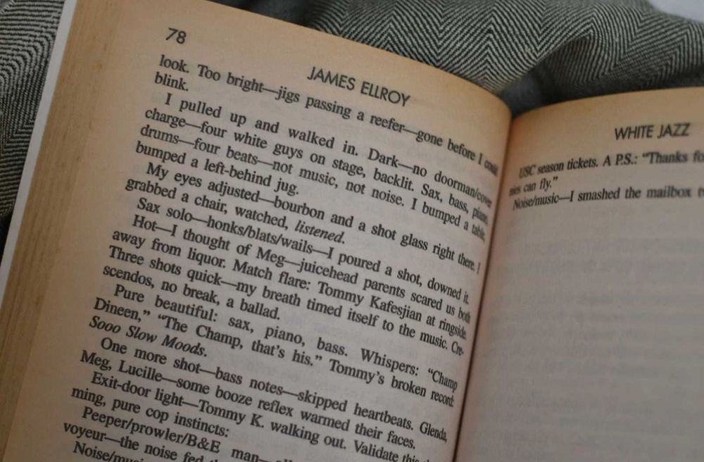 Livro "White Jazz", James Ellroy.
