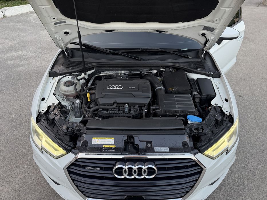 Audi A3 8v 2018 год полный привод