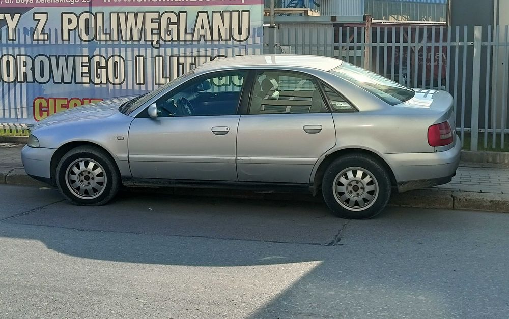 Audi A4 rocznik 2000