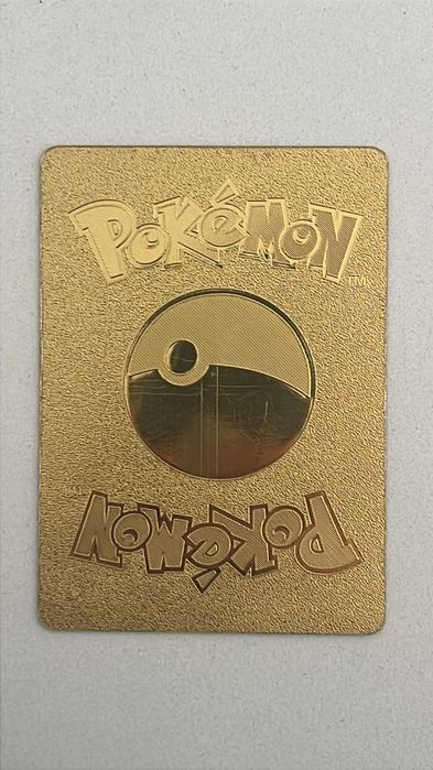 [FALSA] Carta Pokémon Pikachu  - Basic