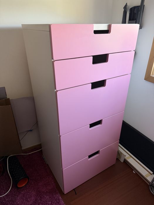 Comoda c/ 6 Gavetas em Branco-Rosa