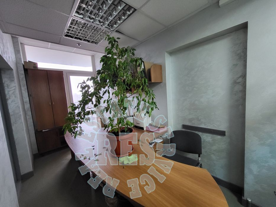 Без % Офіс 200 м. Дніпровська Набережна 26Ж метро Осокорки, Novus