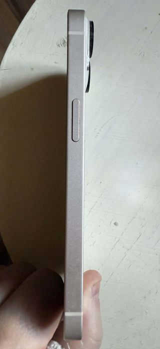 Iphone 14 telefon w czerwcu ma 3 lata