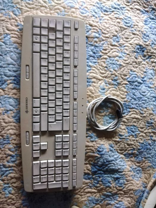 Lote de teclados para peças