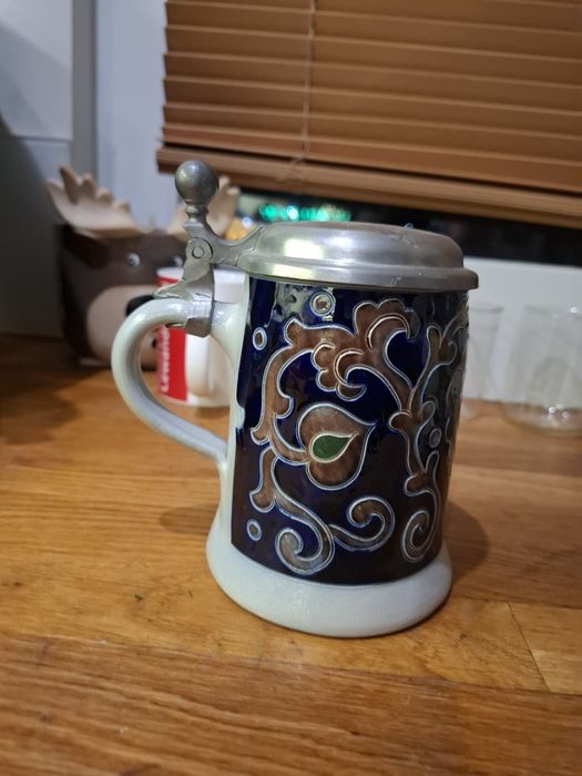 Kufel do piwa z klapką