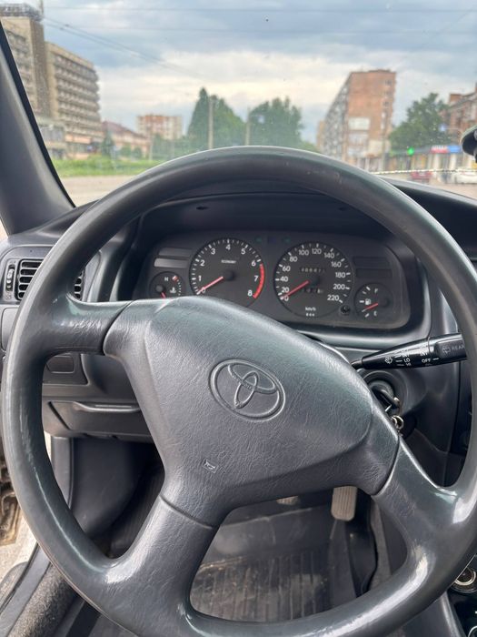Продам Toyota Corolla 100