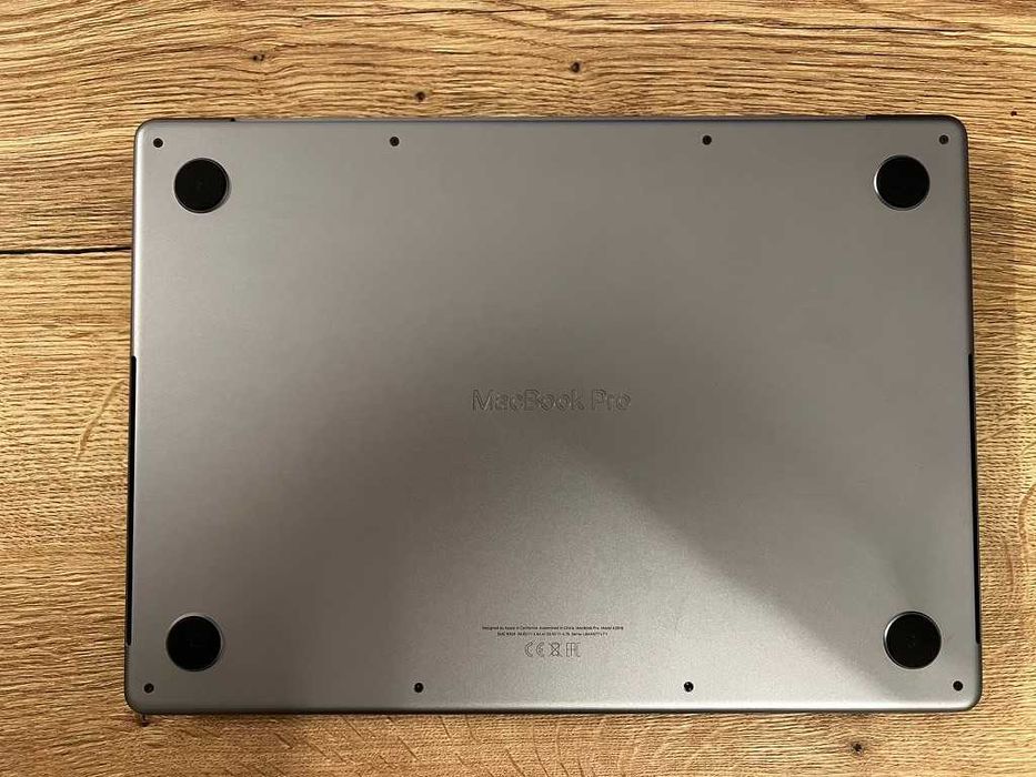 MacBook Pro 14 (2023) M3 16 GB RAM 512 GB SSD