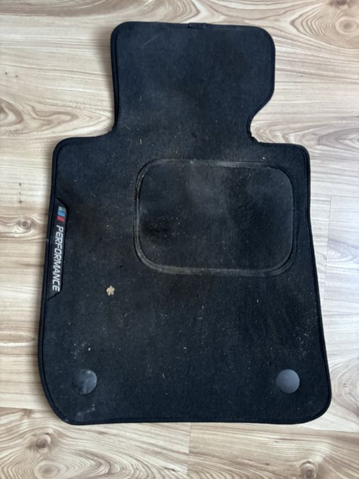 Pranie tapicerki auta/dywany/kanapy/sofy/krzesła