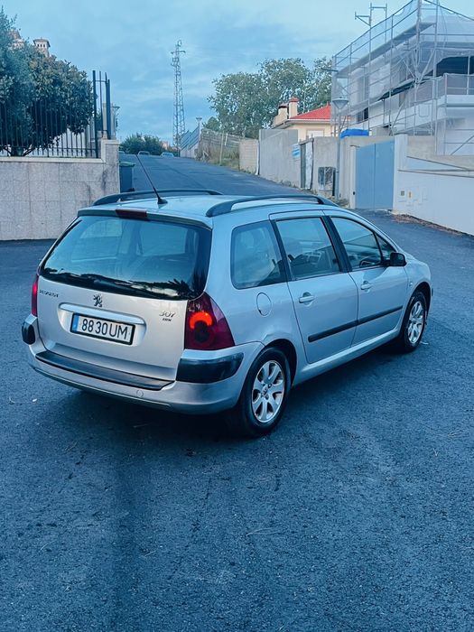 Peugeot 307 sw 2004 1.4 diesel - economica - com ar condicionado e multimedia