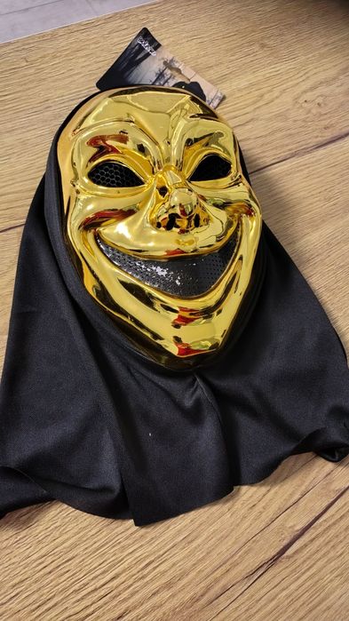Złota maska halloween
