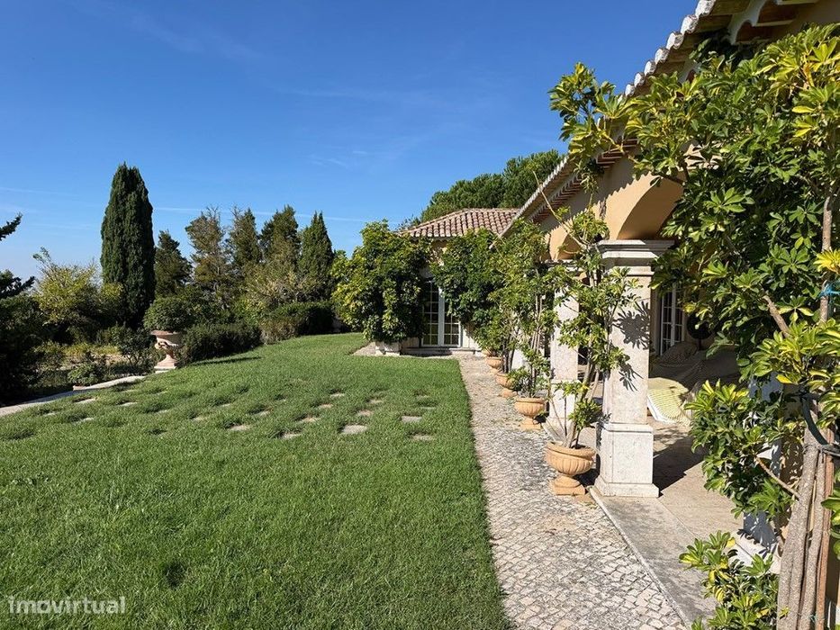 Quinta De Prestígio Na Serra Da Arrábida