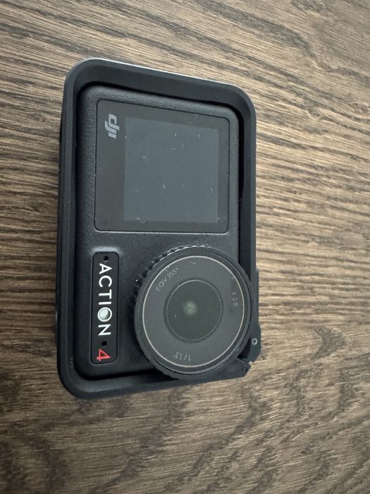 Dji Action 4 adventure combo